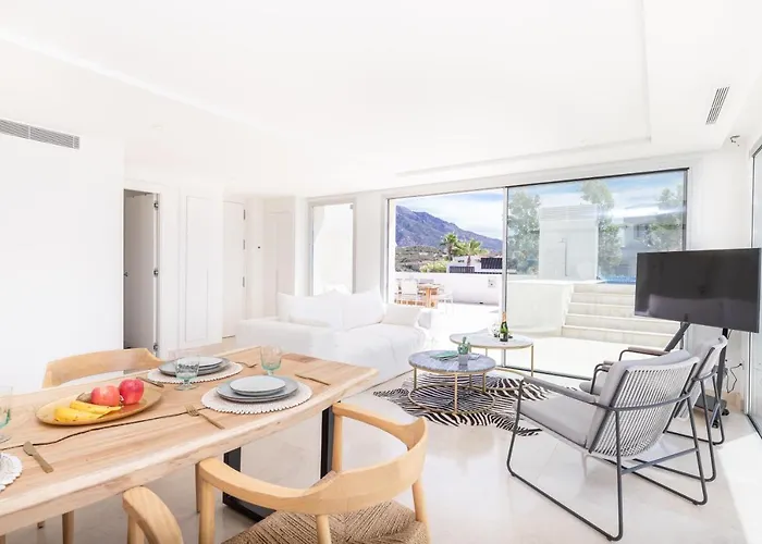 Amazing Views And Private Pool 2 Bedrooms Rdr509 アパート マルベーリャ
